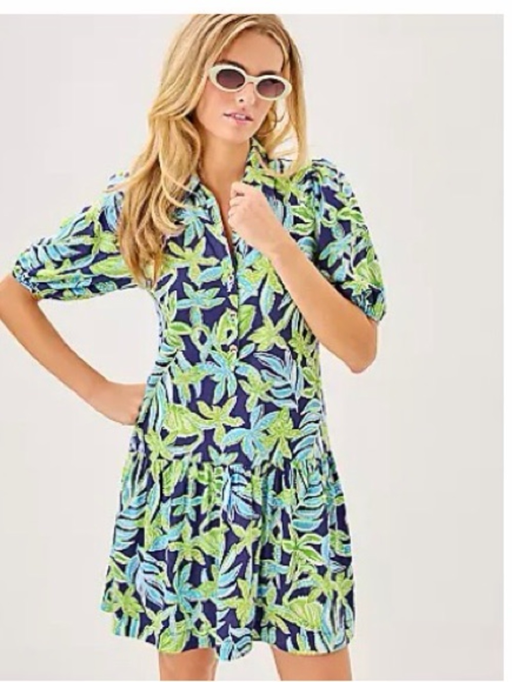 Lilly Pulitzer Short Sleeve Tie-Waist Dress in Green and Light Blue Leaf Print